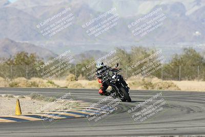 media/Dec-04-2025-Racers Edge (Thu) [[5ebc9f124d]]/3-B Group/1-Session 1 (Turn 7)/